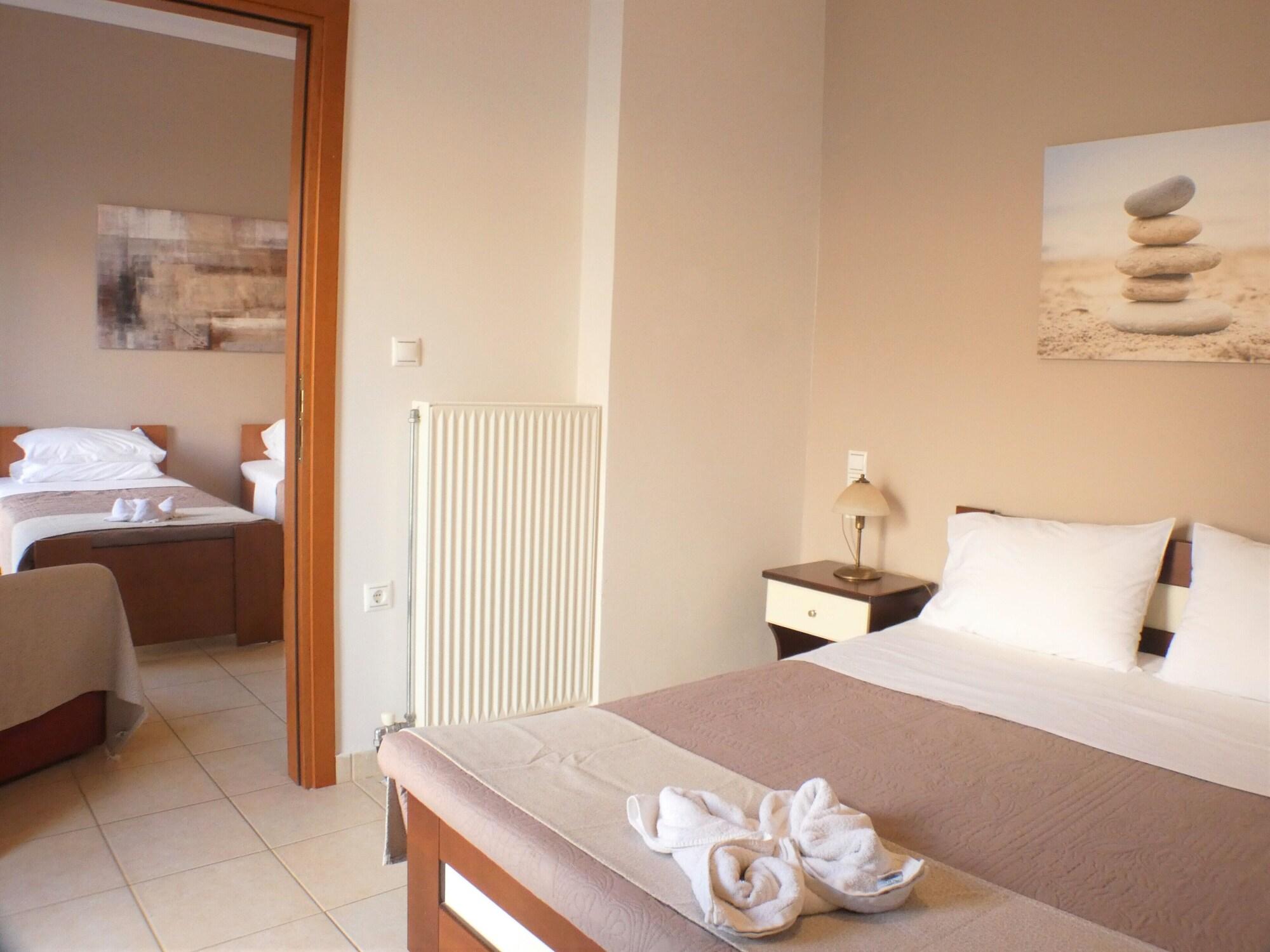 Lazaratos Hotel Kouvalata Extérieur photo